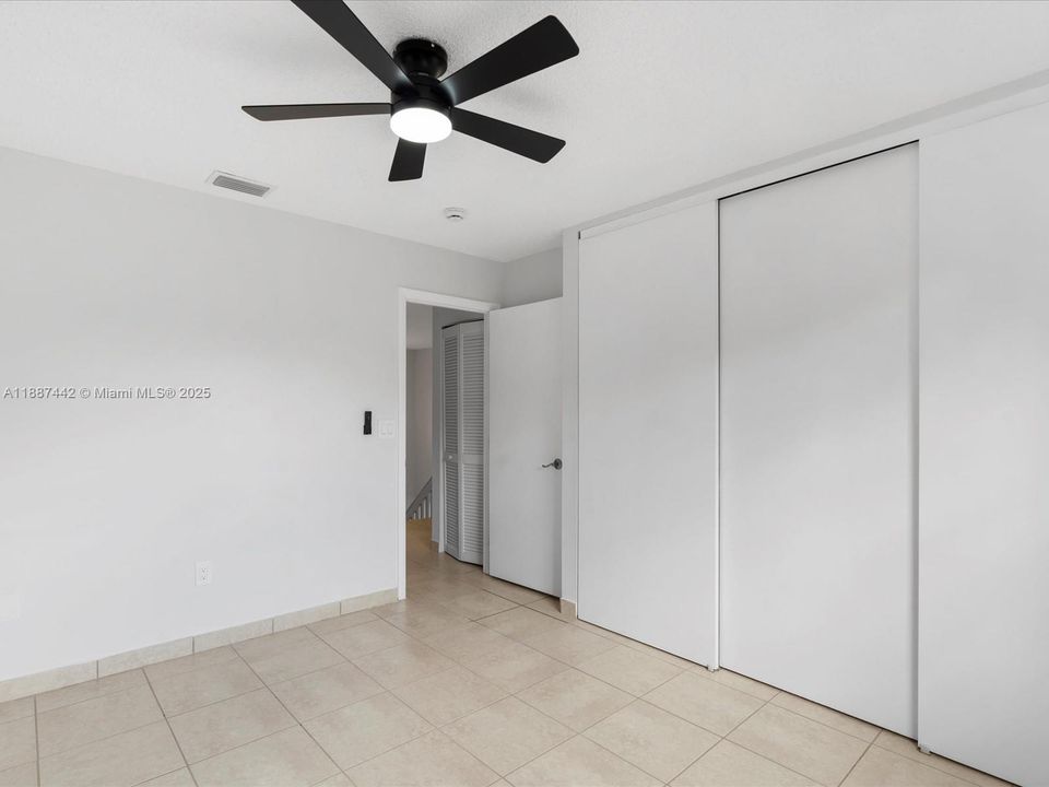 Active With Contract: $529,000 (3 beds, 2 baths, 1772 Square Feet)