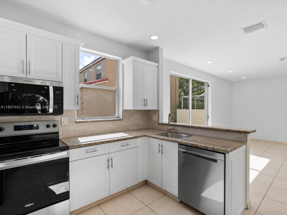 Active With Contract: $529,000 (3 beds, 2 baths, 1772 Square Feet)