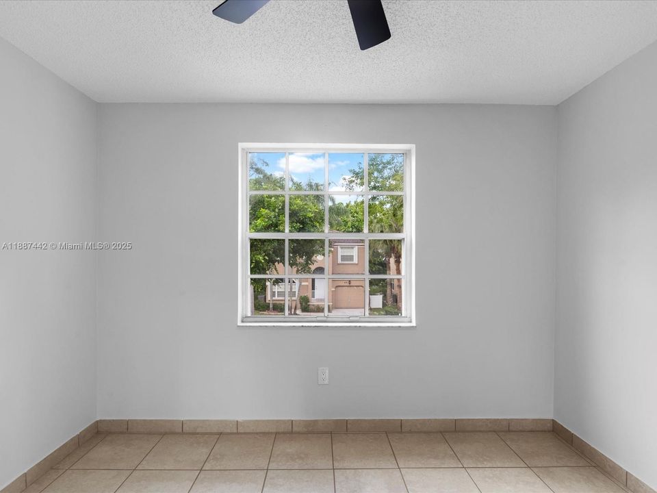 Active With Contract: $529,000 (3 beds, 2 baths, 1772 Square Feet)