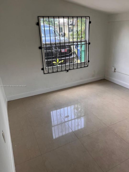 Недавно арендовано: $2,400 (3 спален, 2 ванн, 0 Квадратных фут)