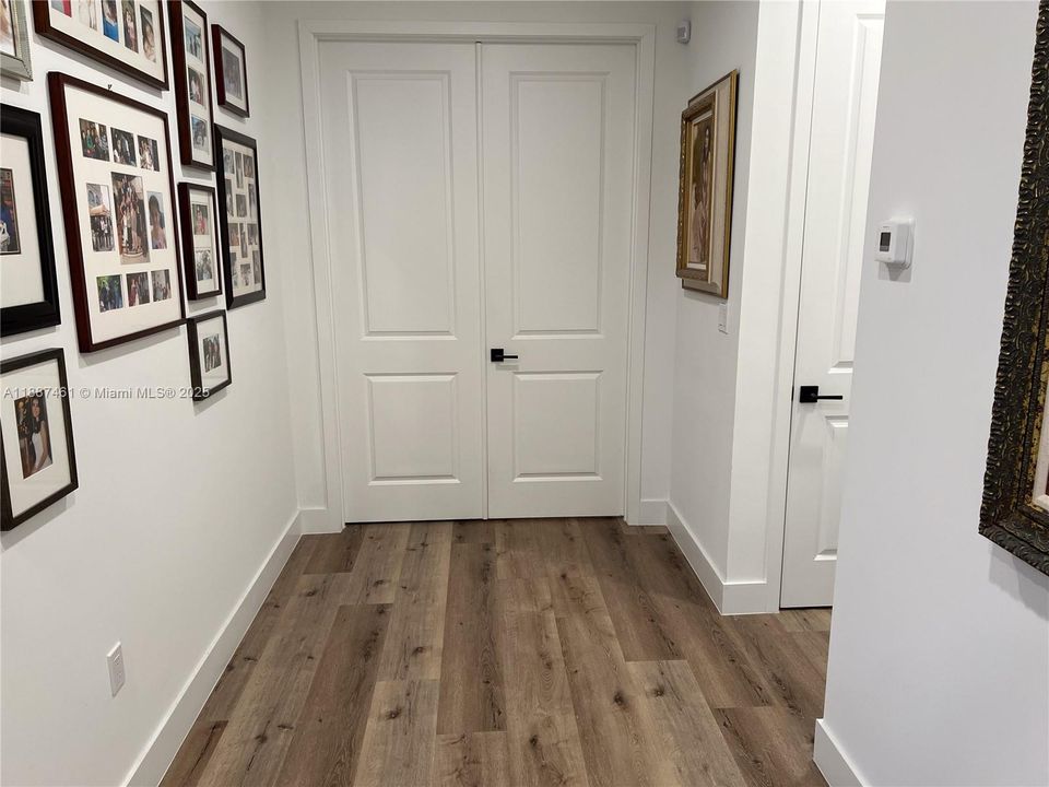 待售: $1,950,000 (5 贝兹, 6 浴室, 4004 平方英尺)