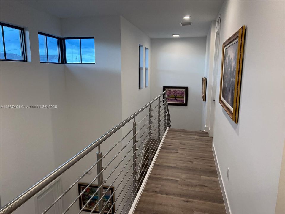 待售: $1,950,000 (5 贝兹, 6 浴室, 4004 平方英尺)