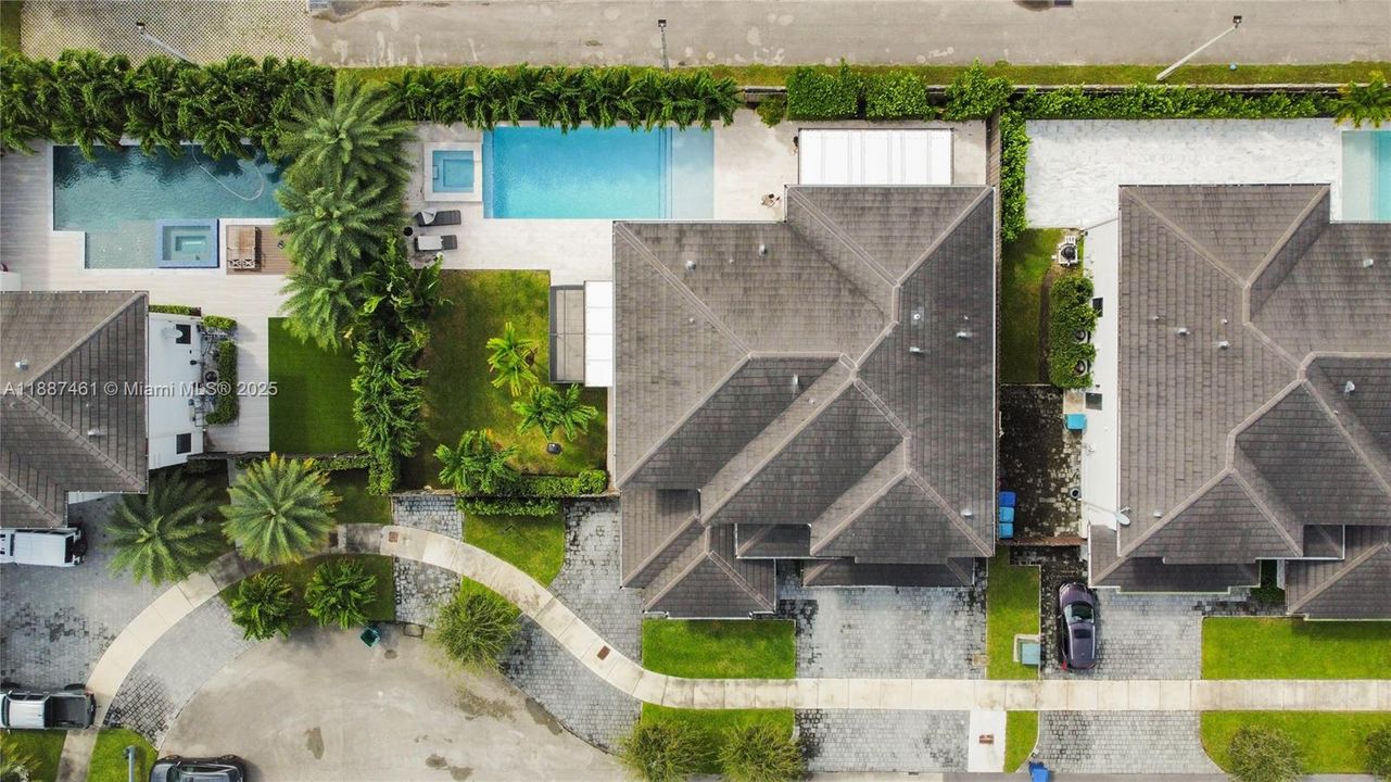 待售: $1,950,000 (5 贝兹, 6 浴室, 4004 平方英尺)