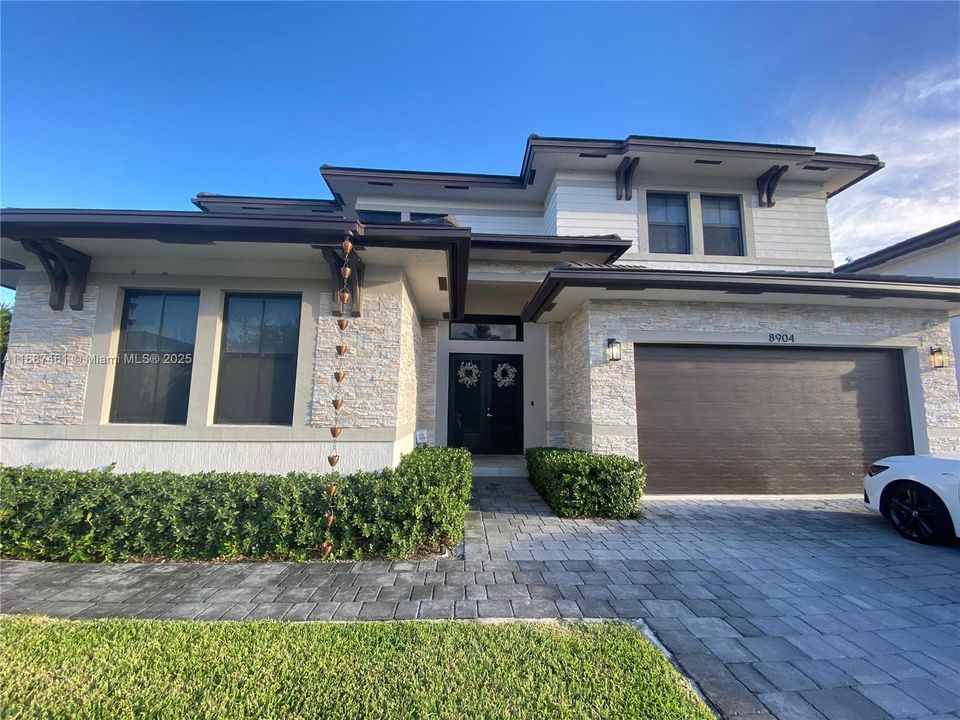 待售: $1,950,000 (5 贝兹, 6 浴室, 4004 平方英尺)