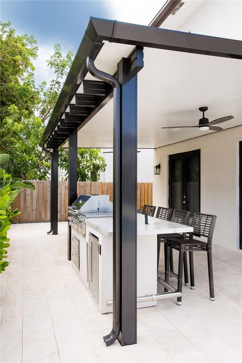 待售: $1,950,000 (5 贝兹, 6 浴室, 4004 平方英尺)