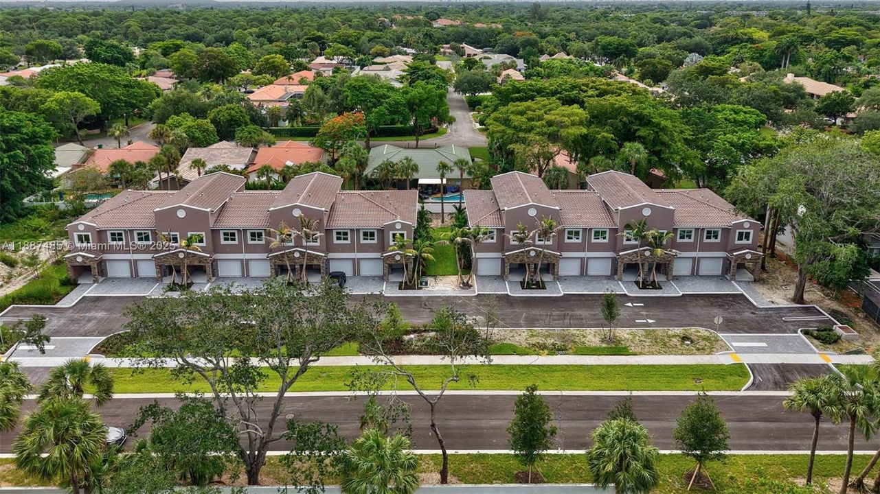 En Venta: $646,000 (3 camas, 2 baños, 1636 Pies cuadrados)