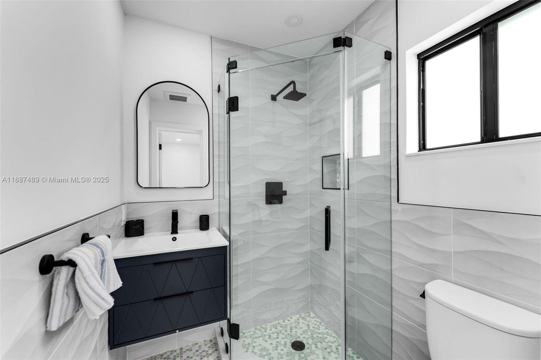 #2 BEDROOM SUITE BATH