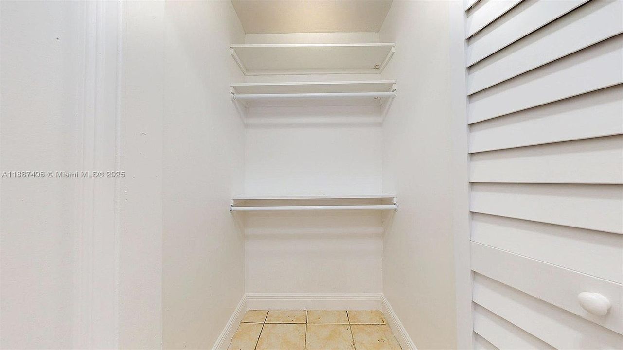 最近租的: $1,500 (1 贝兹, 1 浴室, 450 平方英尺)