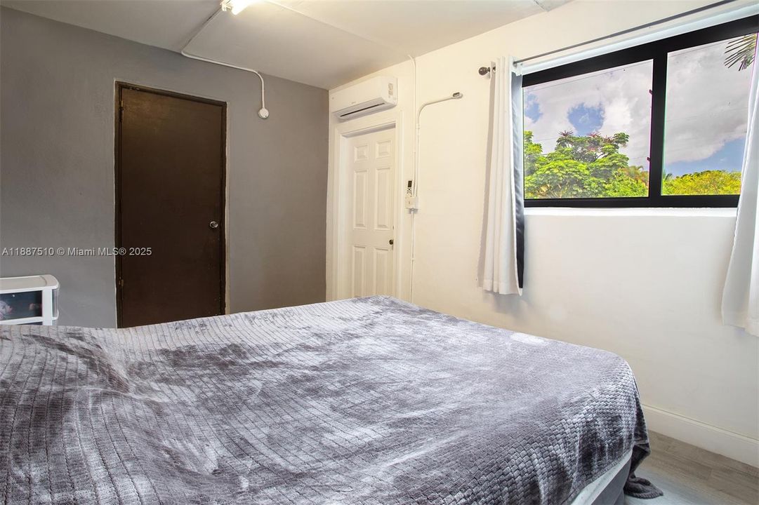 На продажу: $519,000 (2 спален, 2 ванн, 1121 Квадратных фут)