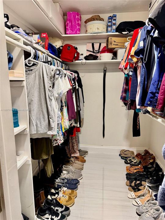 На продажу: $519,000 (2 спален, 2 ванн, 1121 Квадратных фут)