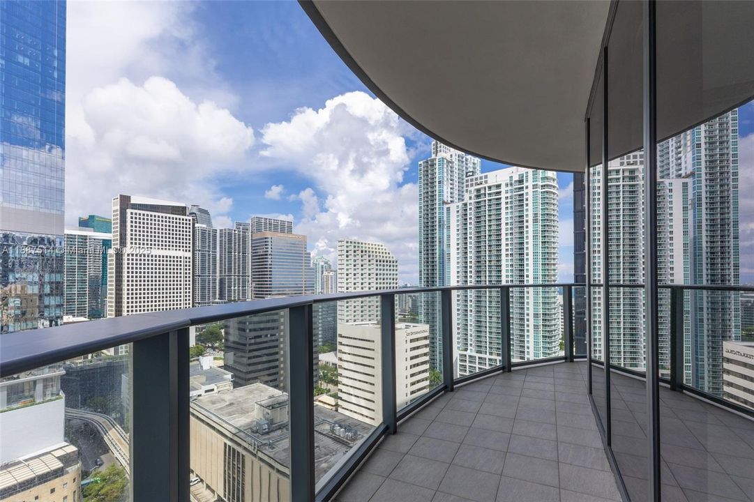 Active With Contract: $9,000 (2 beds, 2 baths, 1334 Square Feet)