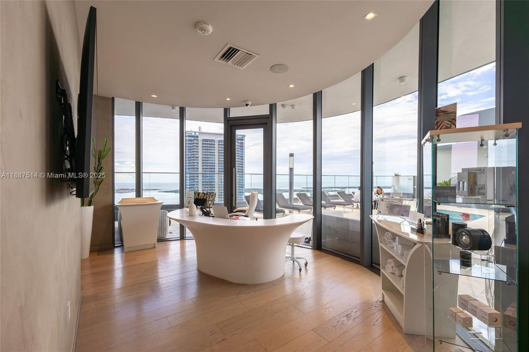 Active With Contract: $9,000 (2 beds, 2 baths, 1334 Square Feet)