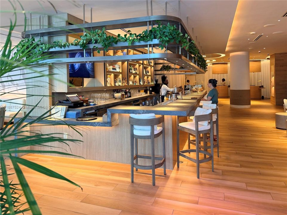 En Venta: $199,999 (0 camas, 1 baños, 533 Pies cuadrados)