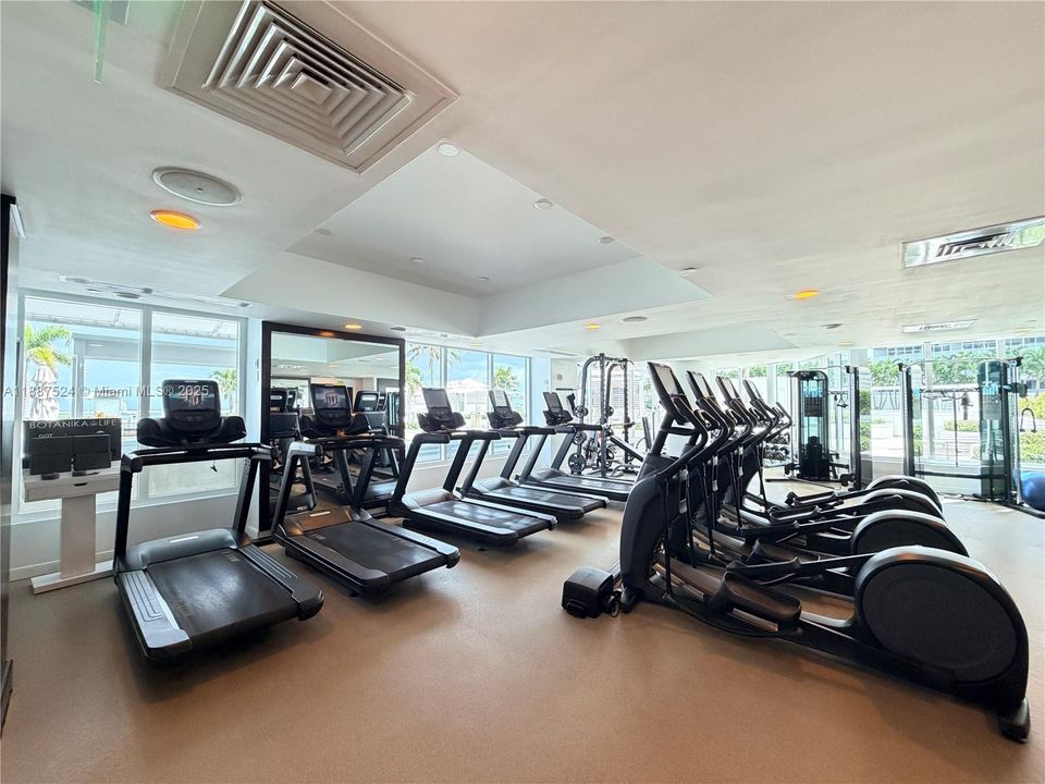 En Venta: $199,999 (0 camas, 1 baños, 533 Pies cuadrados)