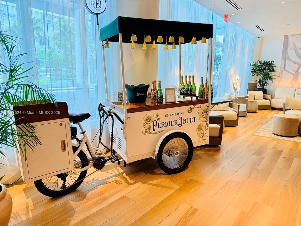 En Venta: $199,999 (0 camas, 1 baños, 533 Pies cuadrados)