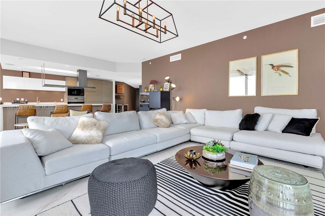 For Sale: $2,050,000 (3 beds, 3 baths, 2225 Square Feet)