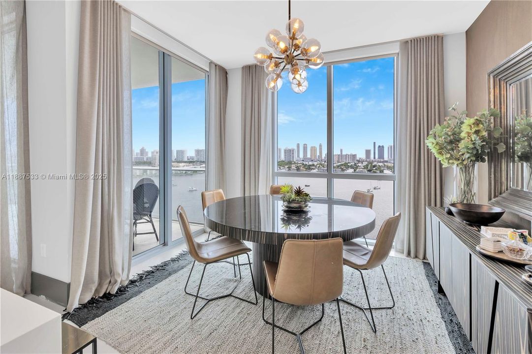 For Sale: $2,050,000 (3 beds, 3 baths, 2225 Square Feet)