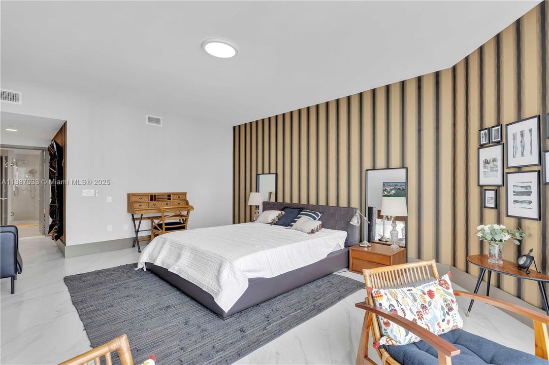 For Sale: $2,050,000 (3 beds, 3 baths, 2225 Square Feet)