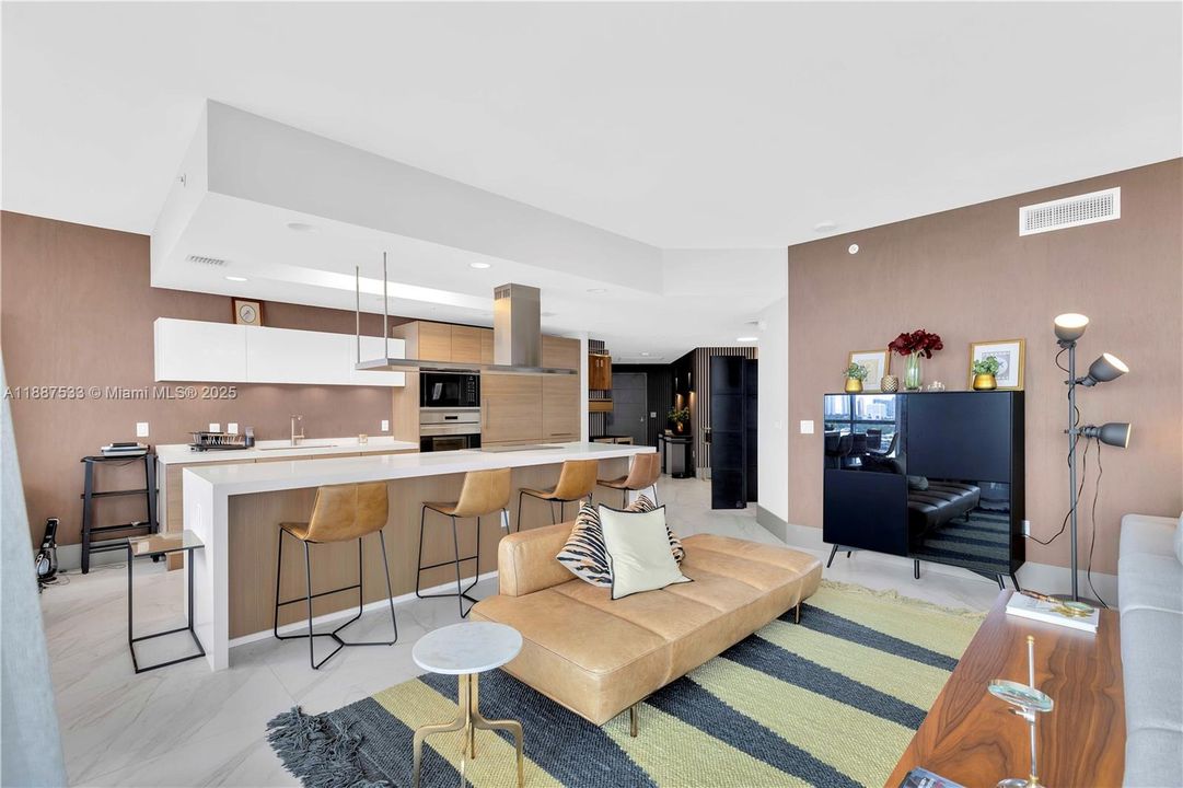 For Sale: $2,050,000 (3 beds, 3 baths, 2225 Square Feet)