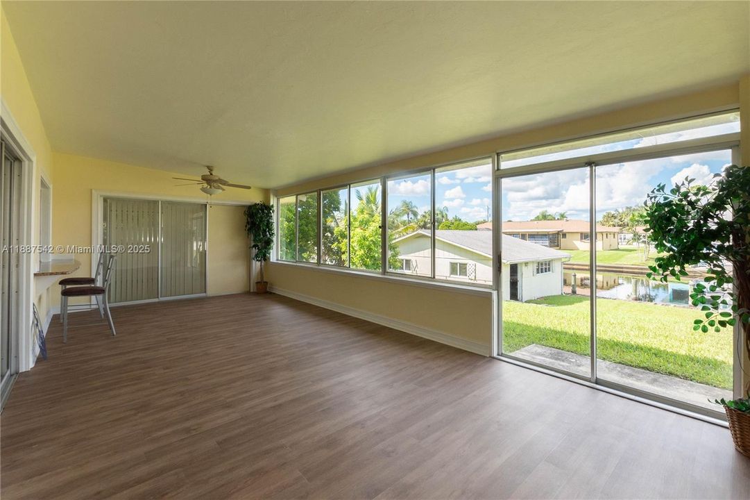 待售: $435,000 (3 贝兹, 2 浴室, 1515 平方英尺)