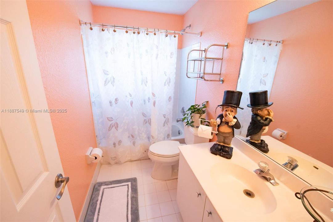 For Sale: $624,000 (3 beds, 2 baths, 1308 Square Feet)