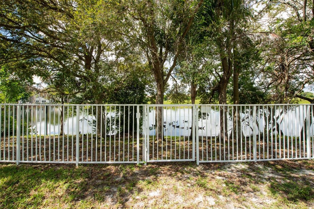 For Sale: $624,000 (3 beds, 2 baths, 1308 Square Feet)