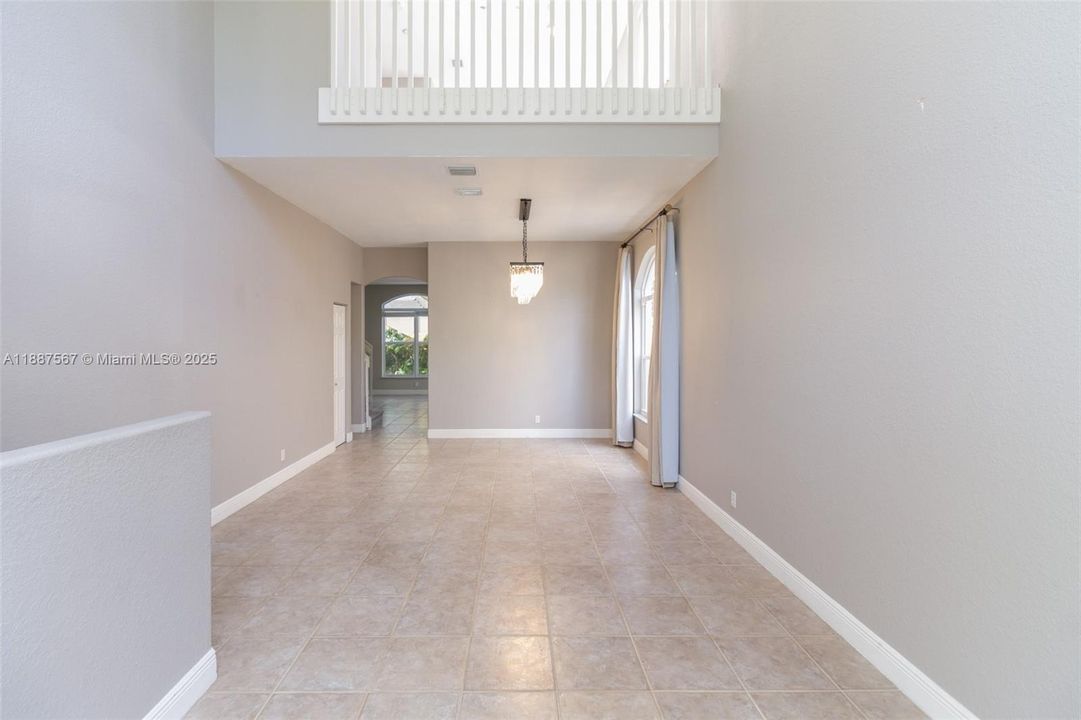 Active With Contract: $4,800 (3 beds, 2 baths, 2525 Square Feet)