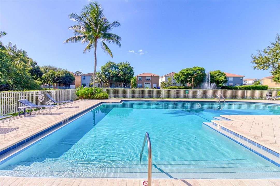 Active With Contract: $4,800 (3 beds, 2 baths, 2525 Square Feet)