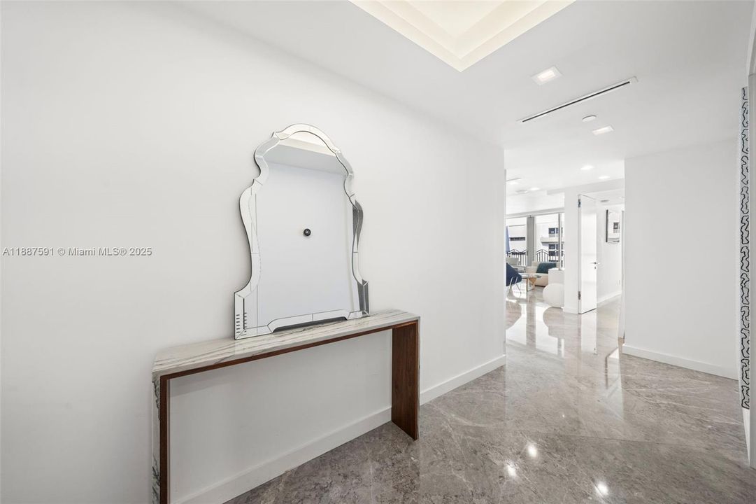 En Venta: $2,500,000 (2 camas, 2 baños, 1530 Pies cuadrados)