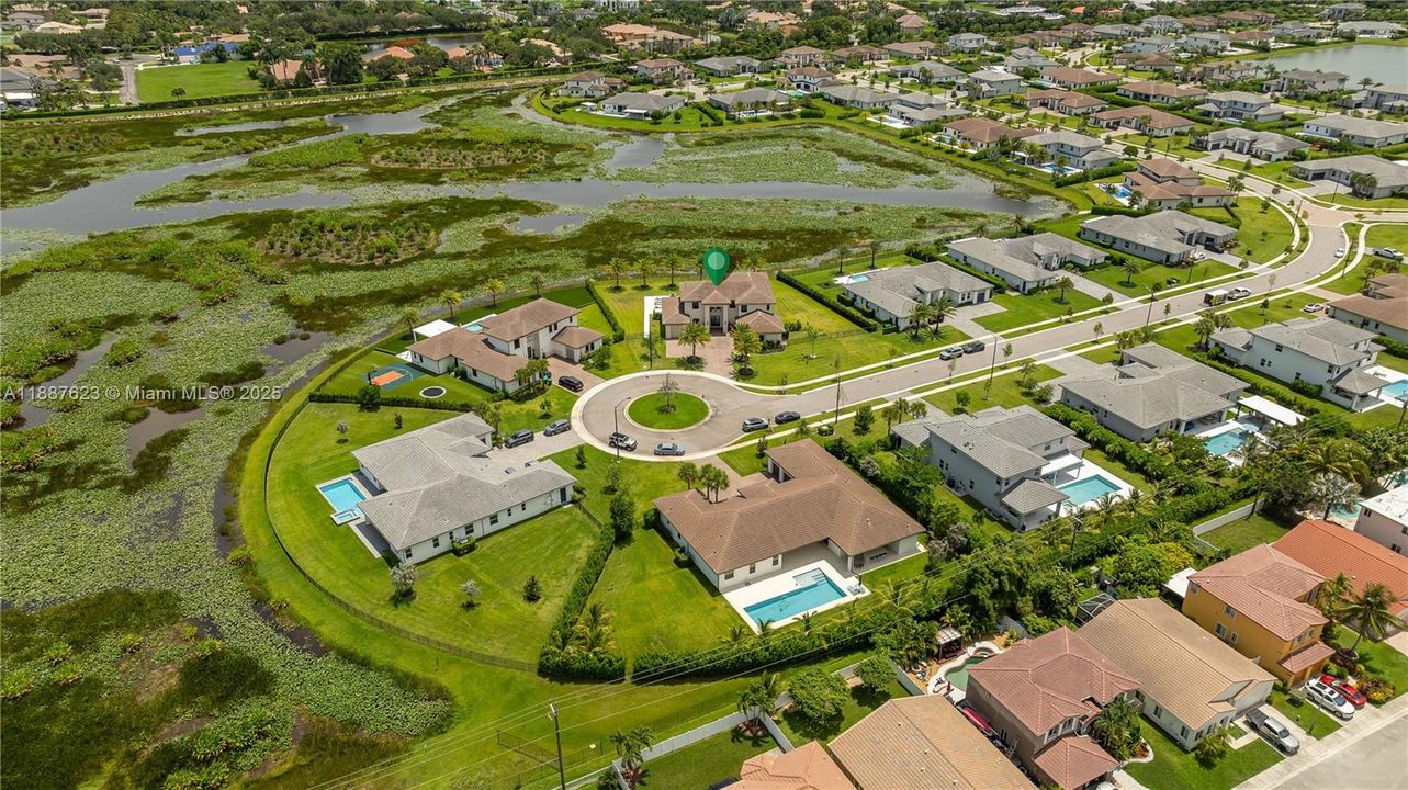 Active With Contract: $2,700,000 (6 beds, 6 baths, 4501 Square Feet)