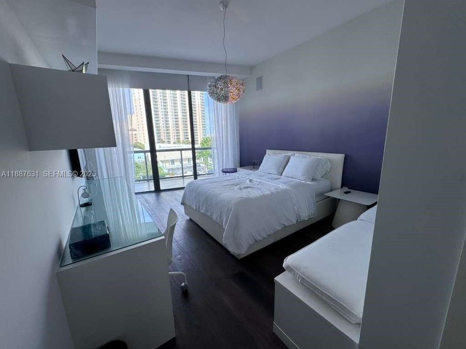 For Rent: $11,500 (4 beds, 5 baths, 2518 Square Feet)