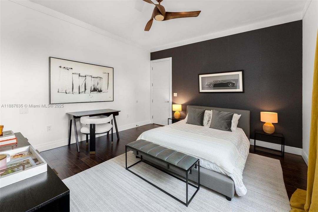 待售: $9,397,000 (6 贝兹, 7 浴室, 5528 平方英尺)