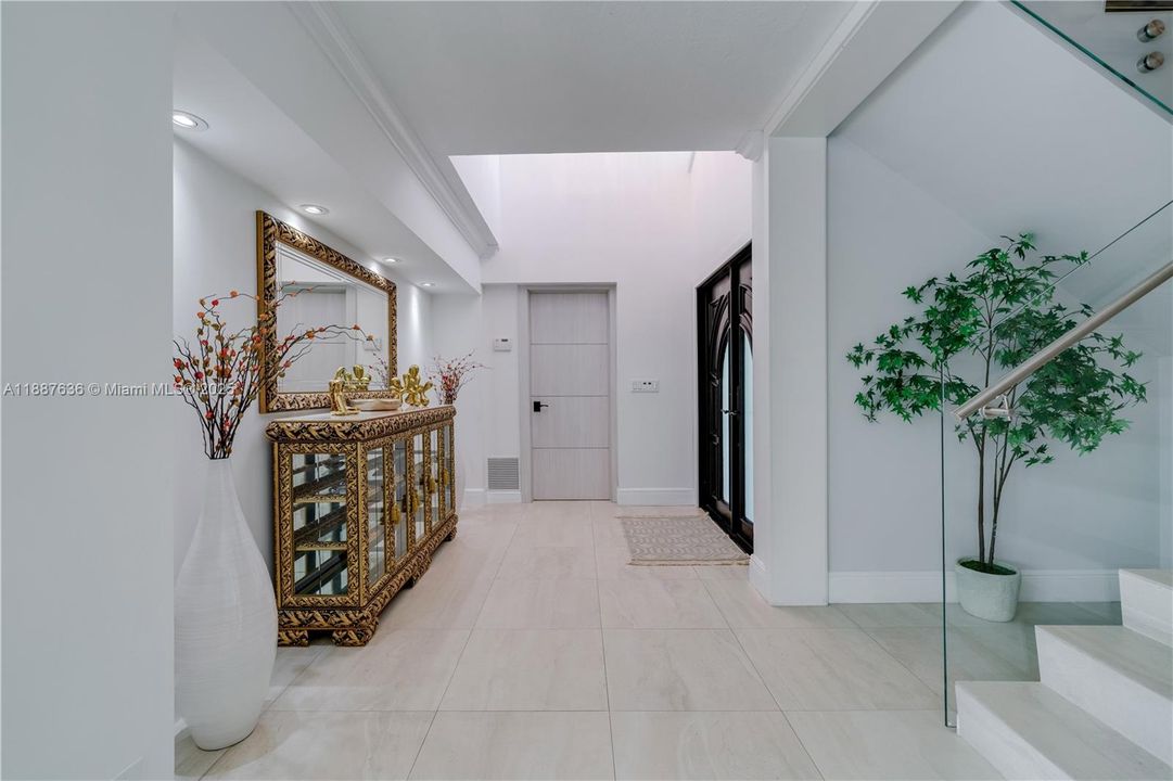 Recently Sold: $1,800,000 (4 beds, 3 baths, 3255 Square Feet)