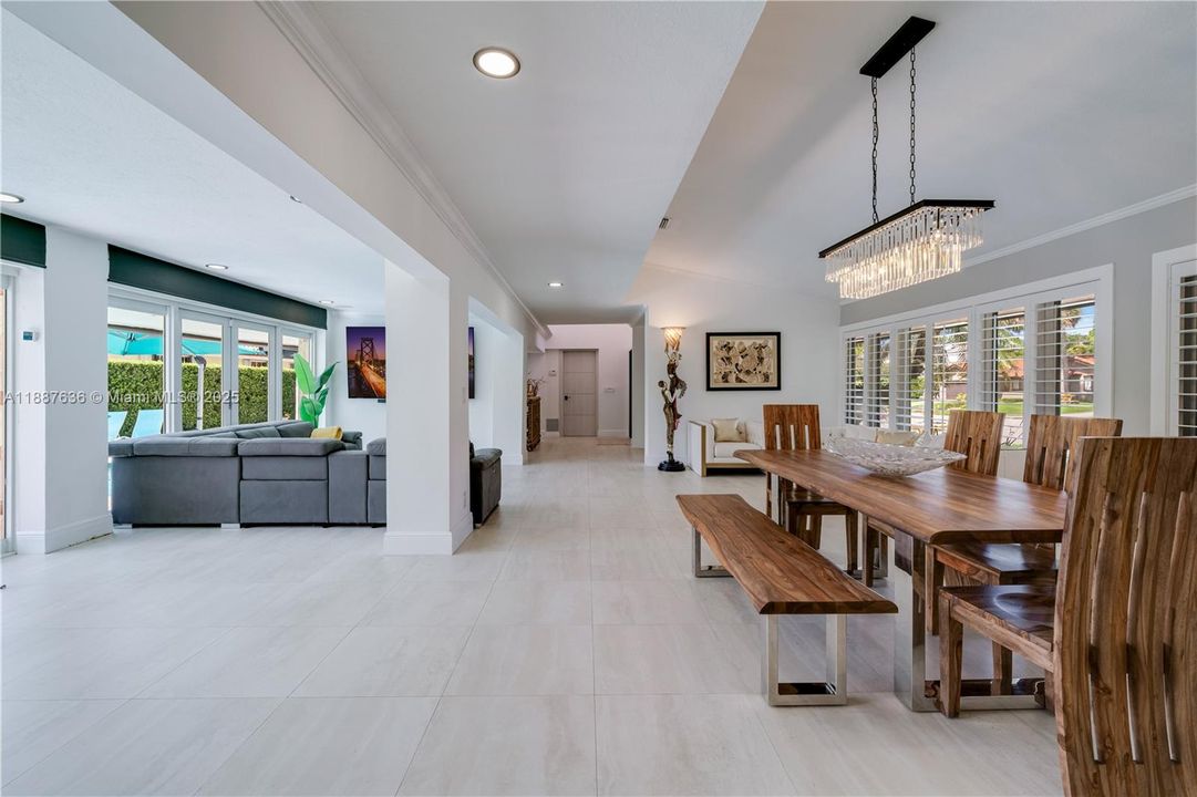 Recently Sold: $1,800,000 (4 beds, 3 baths, 3255 Square Feet)