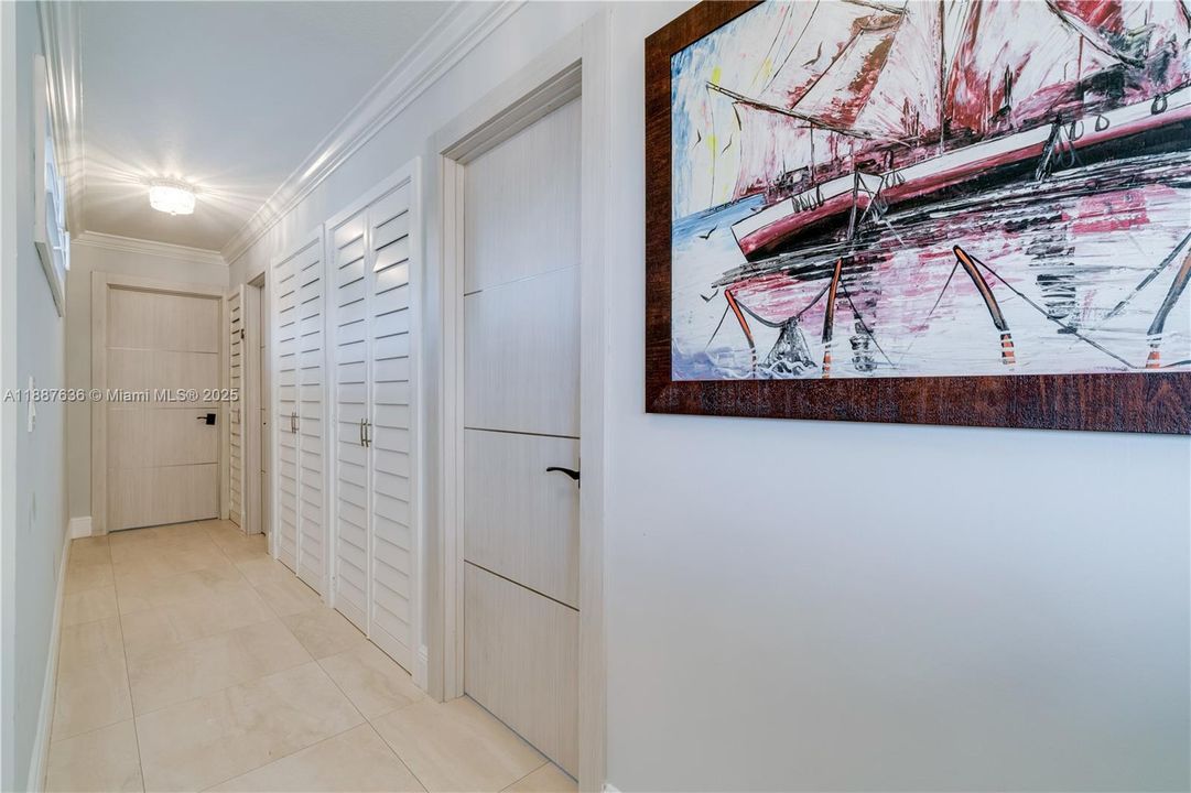 Recently Sold: $1,800,000 (4 beds, 3 baths, 3255 Square Feet)