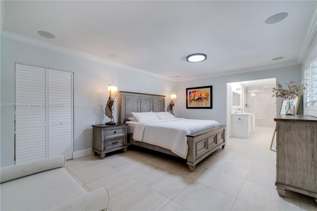 Recently Sold: $1,800,000 (4 beds, 3 baths, 3255 Square Feet)