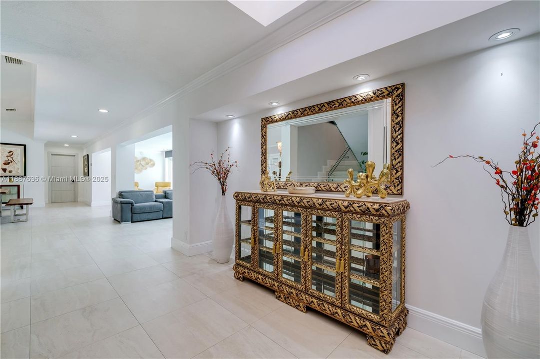 Recently Sold: $1,800,000 (4 beds, 3 baths, 3255 Square Feet)