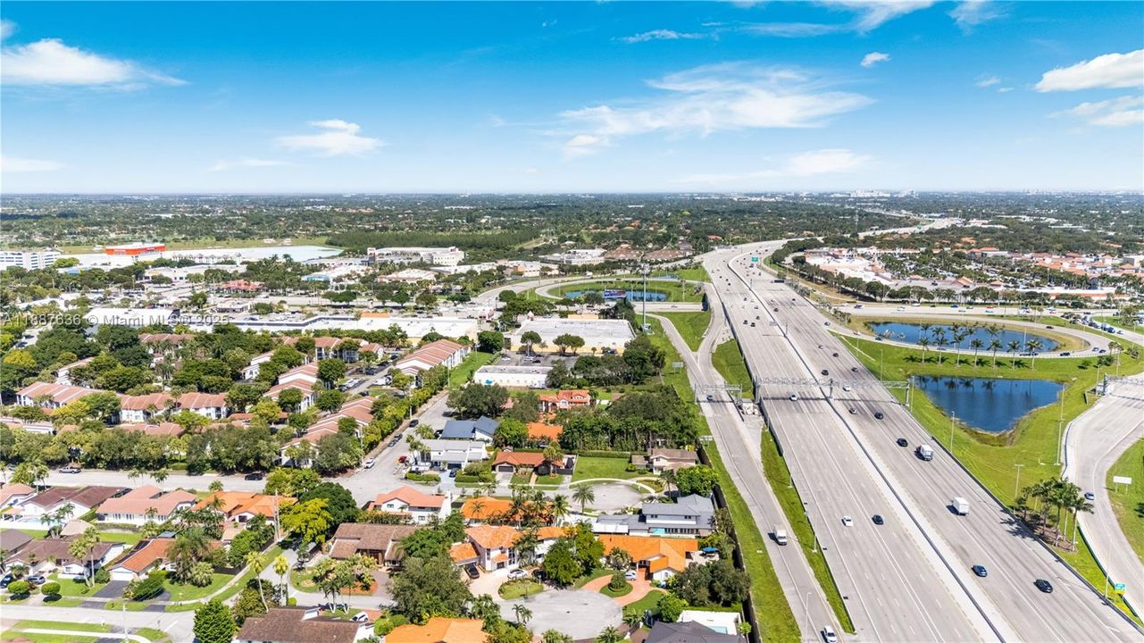 Recently Sold: $1,800,000 (4 beds, 3 baths, 3255 Square Feet)