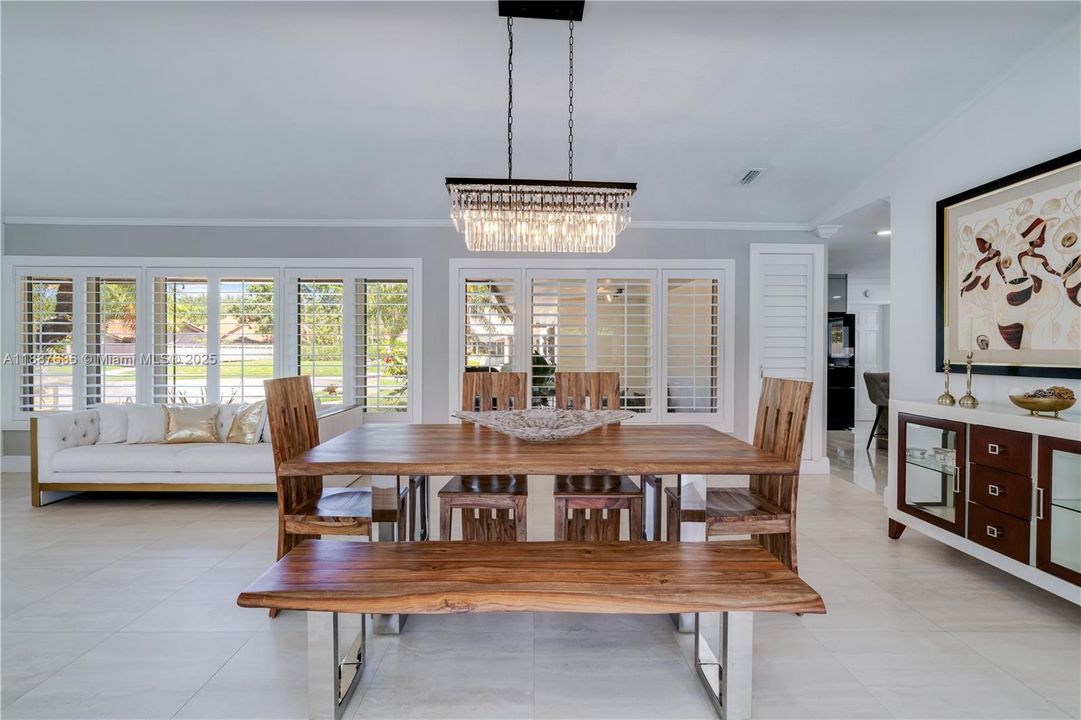 Recently Sold: $1,800,000 (4 beds, 3 baths, 3255 Square Feet)