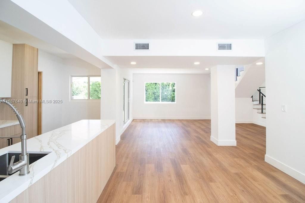 For Sale: $1,450,000 (4 beds, 3 baths, 2304 Square Feet)