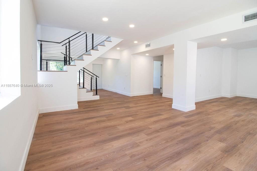 For Sale: $1,450,000 (4 beds, 3 baths, 2304 Square Feet)