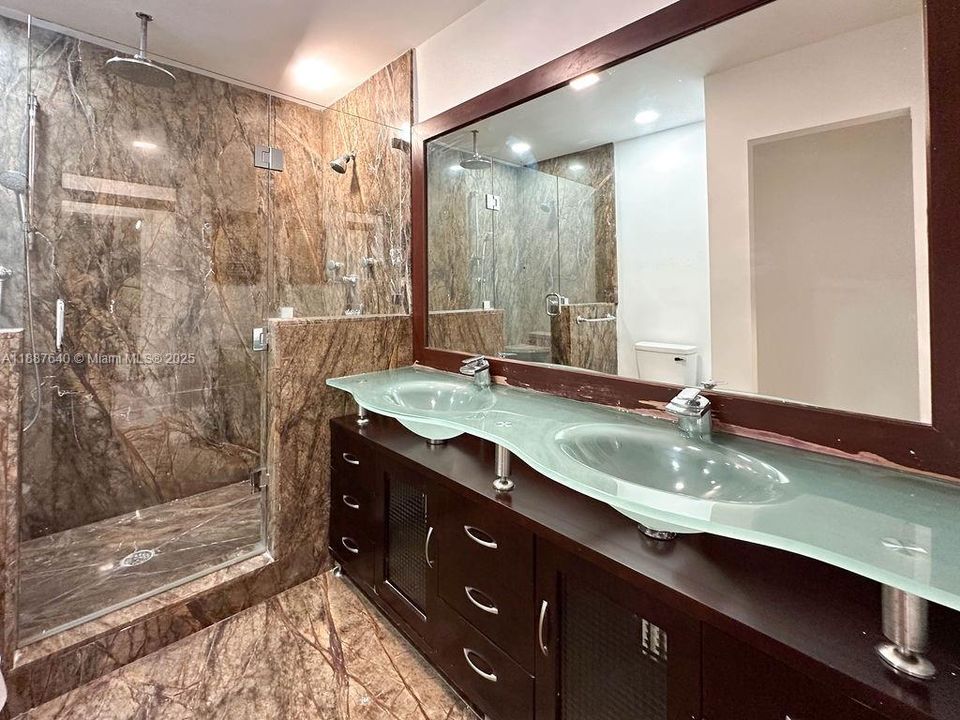 For Sale: $1,450,000 (4 beds, 3 baths, 2304 Square Feet)