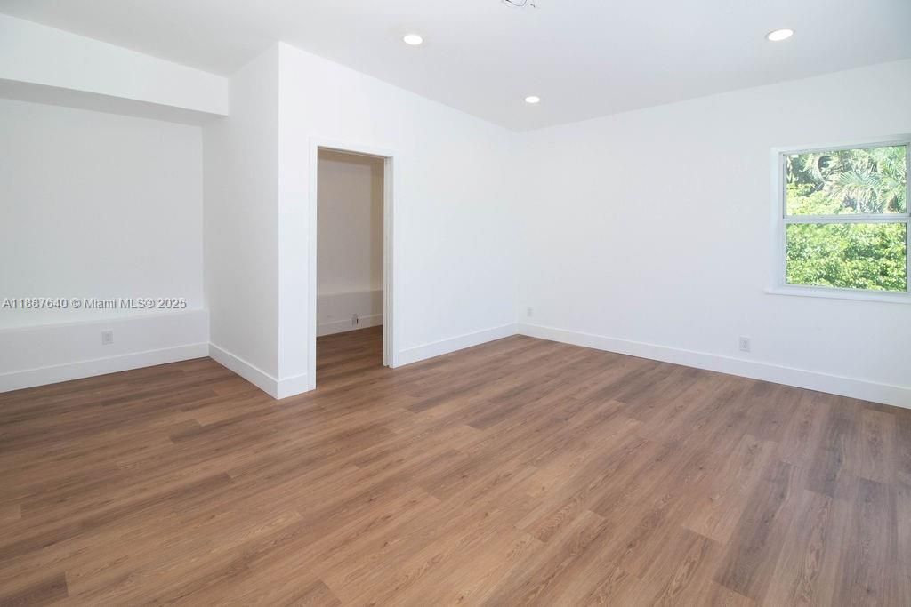 For Sale: $1,450,000 (4 beds, 3 baths, 2304 Square Feet)