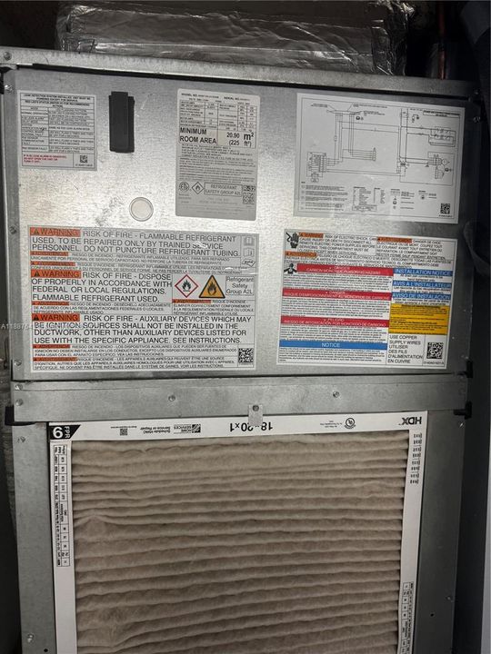 For Sale: $309,500 (2 beds, 2 baths, 1231 Square Feet)