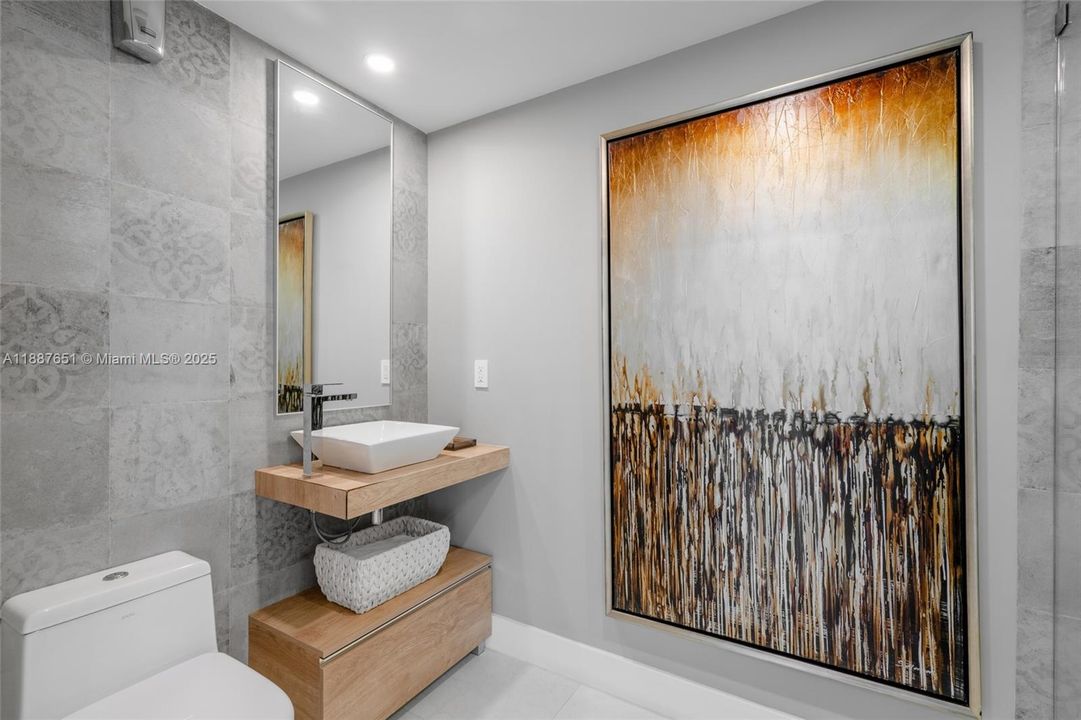 Недавно арендовано: $26,000 (4 спален, 5 ванн, 4726 Квадратных фут)