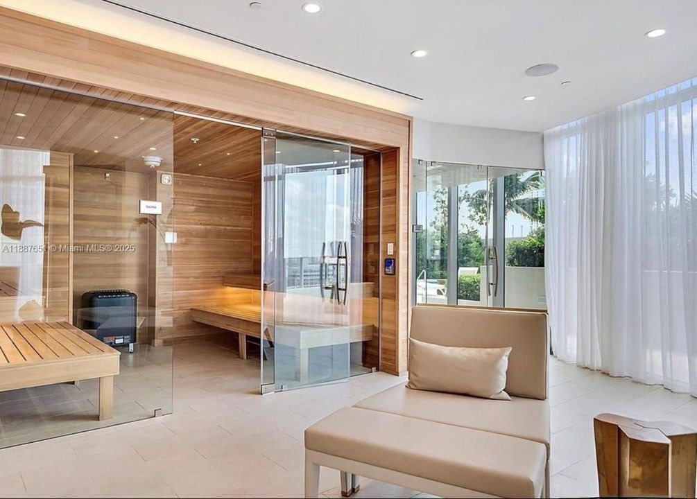 Недавно арендовано: $26,000 (4 спален, 5 ванн, 4726 Квадратных фут)