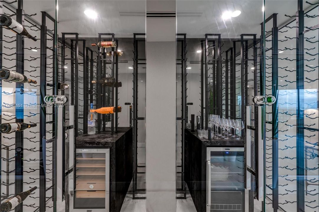 Недавно арендовано: $26,000 (4 спален, 5 ванн, 4726 Квадратных фут)