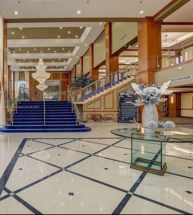 Vendido Recientemente: $214,000 (2 camas, 2 baños, 1207 Pies cuadrados)