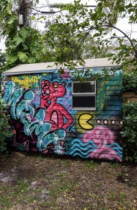 For Sale: $895,000 (2 beds, 2 baths, 1259 Square Feet)