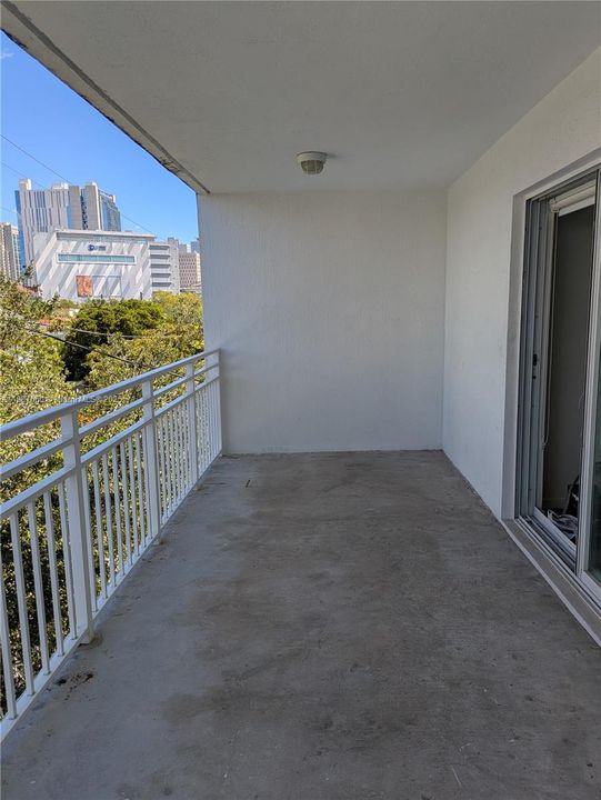 Под контрактом: $292,900 (1 спален, 2 ванн, 0 Квадратных фут)